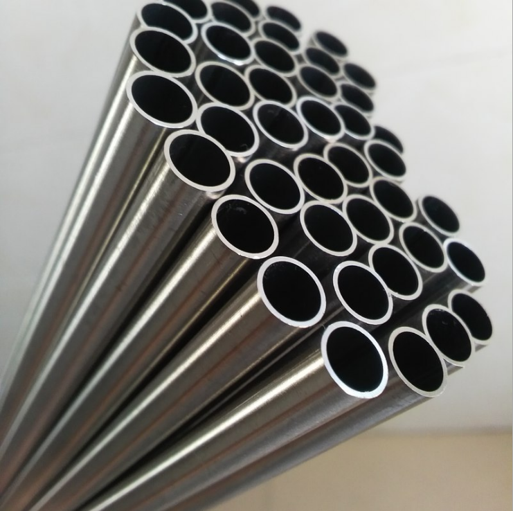 Factory Direct Carbon Steel Seamless Pipe API 5L /ASTM a 53 / ASTM A106 Carbon Steel Seamless Pipe for Petroleum Pipeline 
